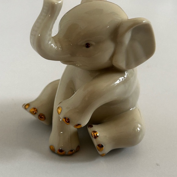 Neiman Marcus White & Gold Elephant Statue - Picture 2 of 3